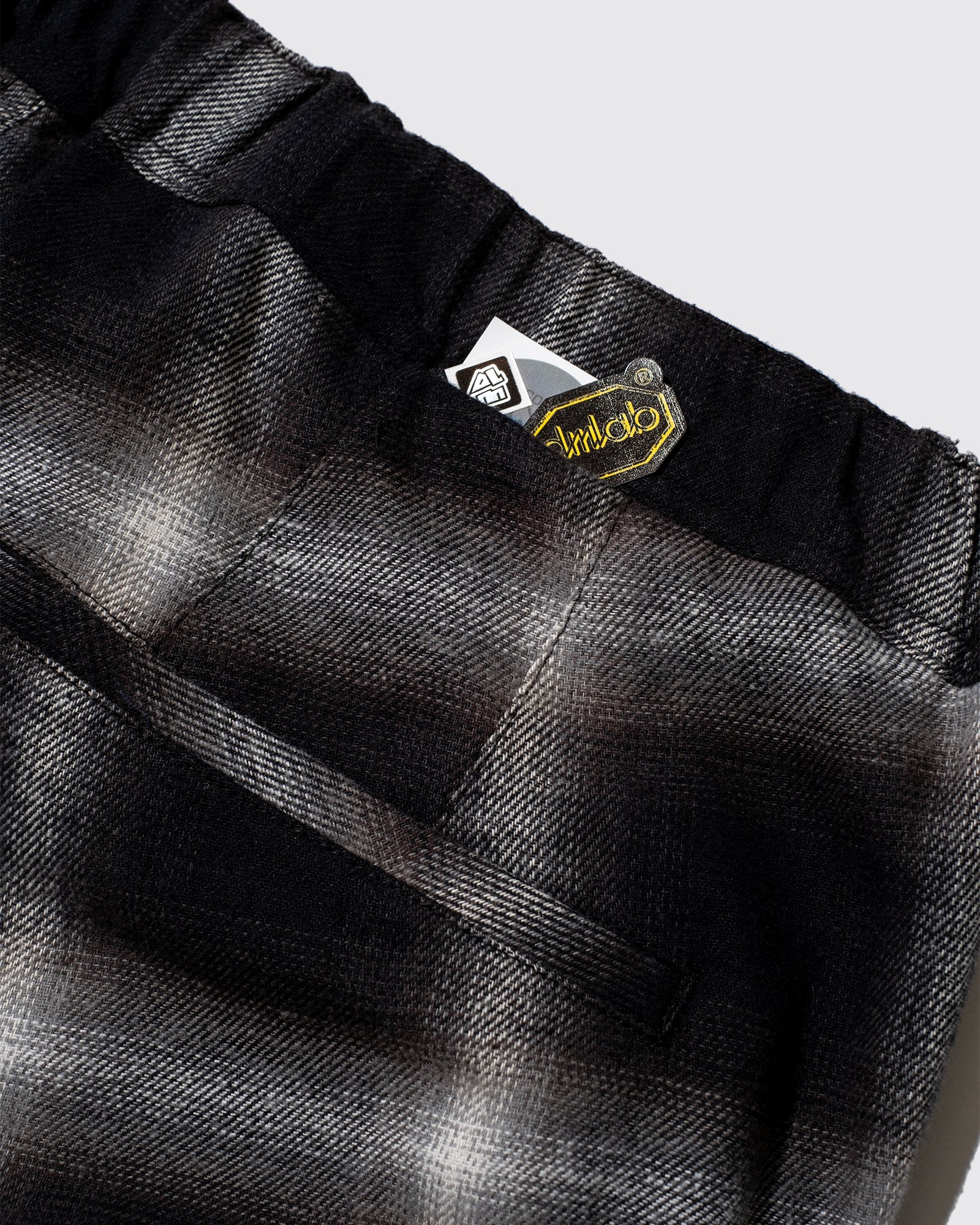 PLAID CRUISER CHINO (Black)