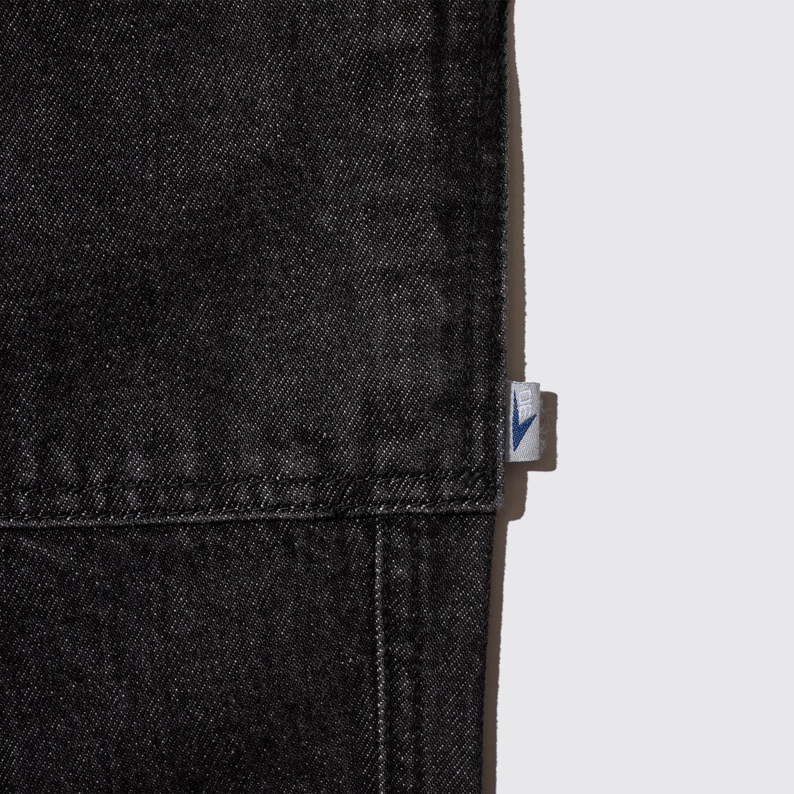 SILVER DUB DE'ANGLE JEANS (Black)