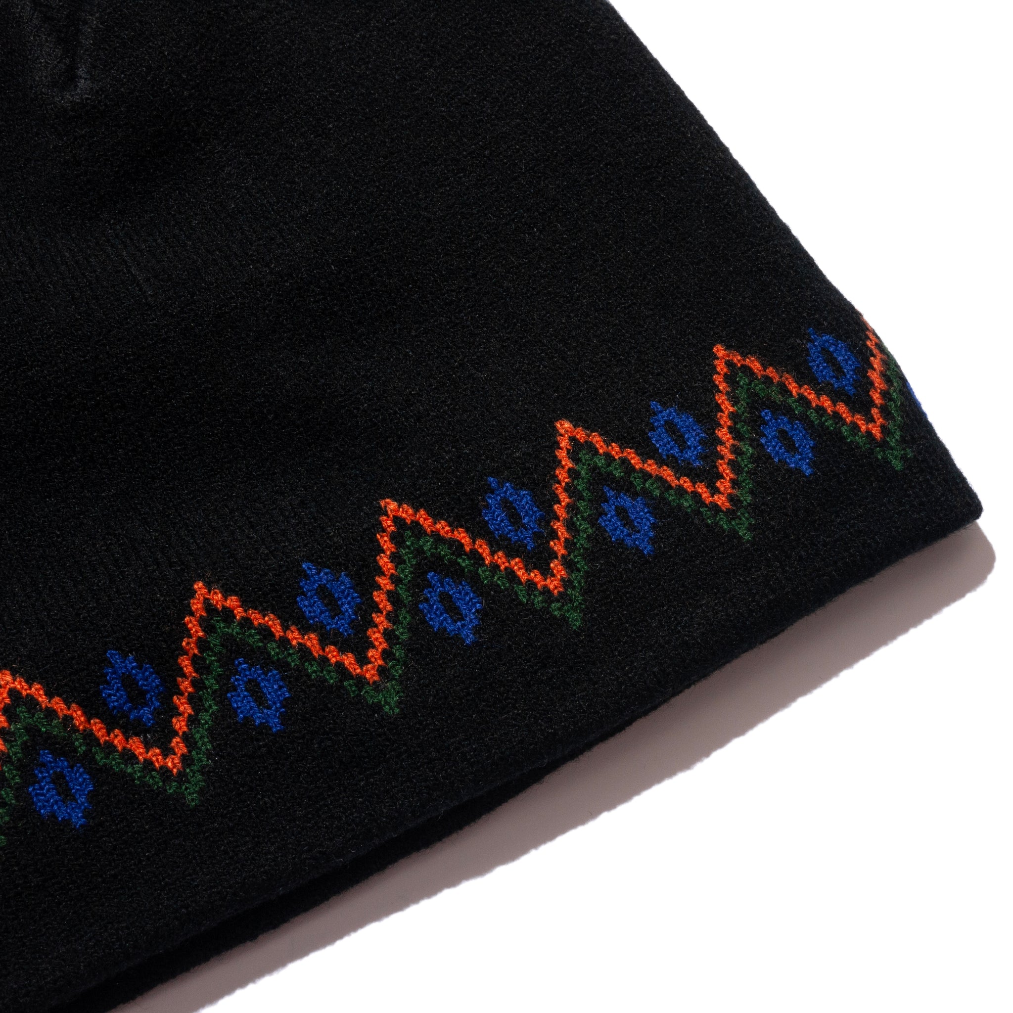 TWIN RIVERS BEANIE (Black)