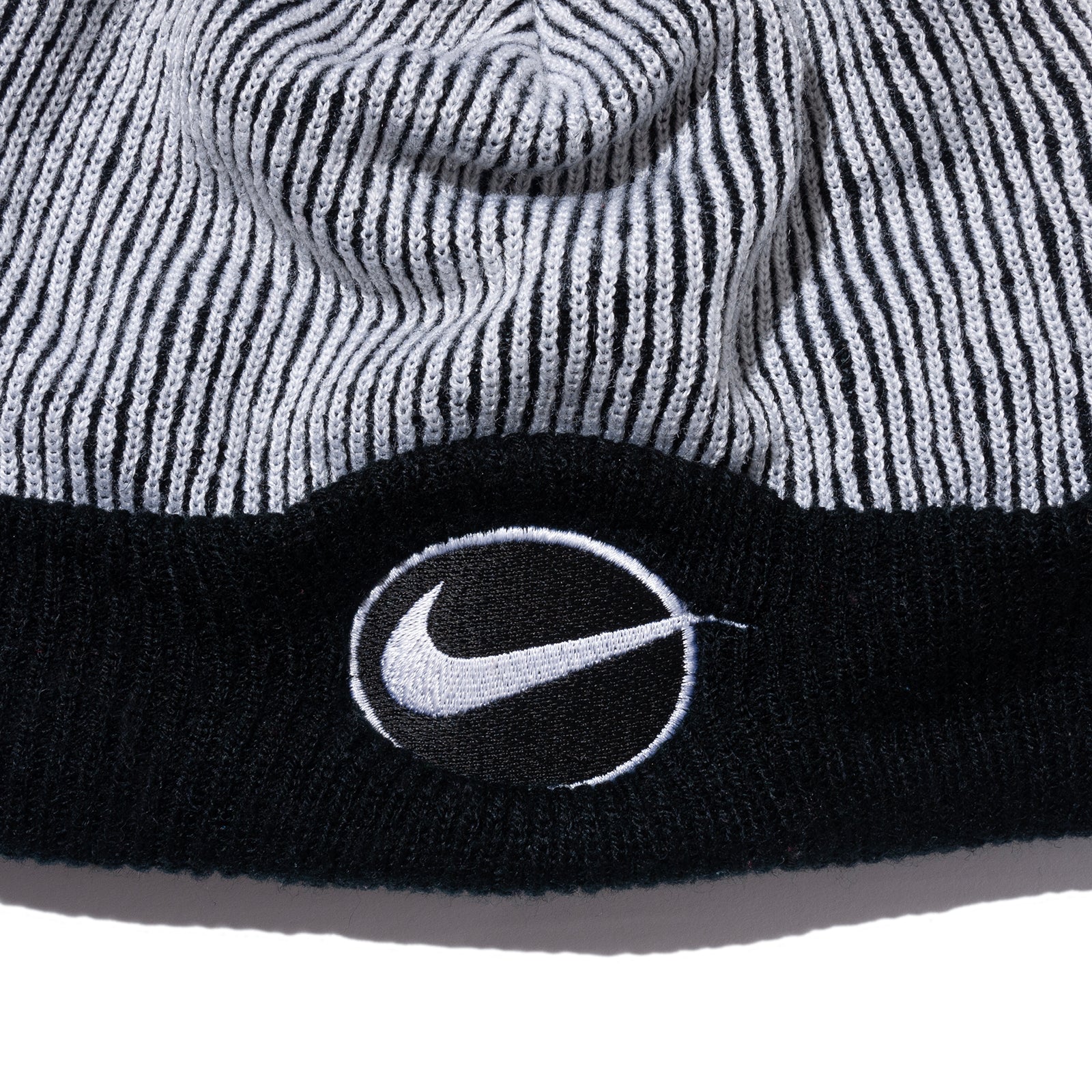 LOGO POM BEANIE